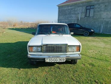 VAZ (LADA): VAZ (LADA) 2107: 1.6 l | 2000 il 400000 km Sedan