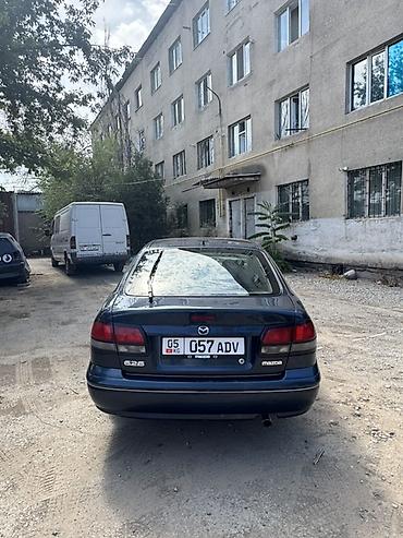 зеркела: Mazda 626: 1997 г., 1.8 л, Кол менен иштөөчү, Седан — 5