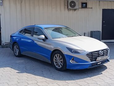 Mercedes-Benz: Hyundai Sonata: 2020 г., 2 л, Автомат, Газ, Седан