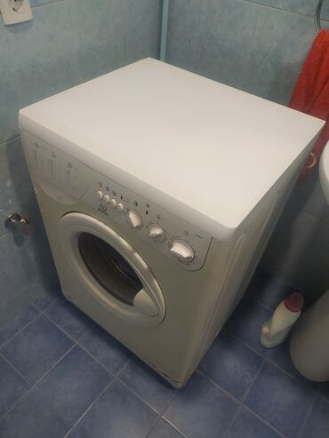 indesit soyuducu soyutmur: Стиральная машина Indesit, 7 кг, Есть сушка