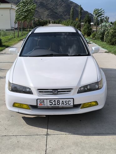 авто за 2000 долларов: Honda Accord: 2000 г., 2.3 л, Автоматические, Бензин, Универсал
