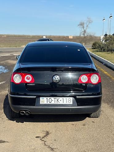 passat sukan: Volkswagen Passat: 1.8 l | 2010 il Sedan — 3