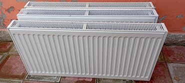 qaz 53 radyatoru: Panel radiator 4 ədəd almanya isdehsalı