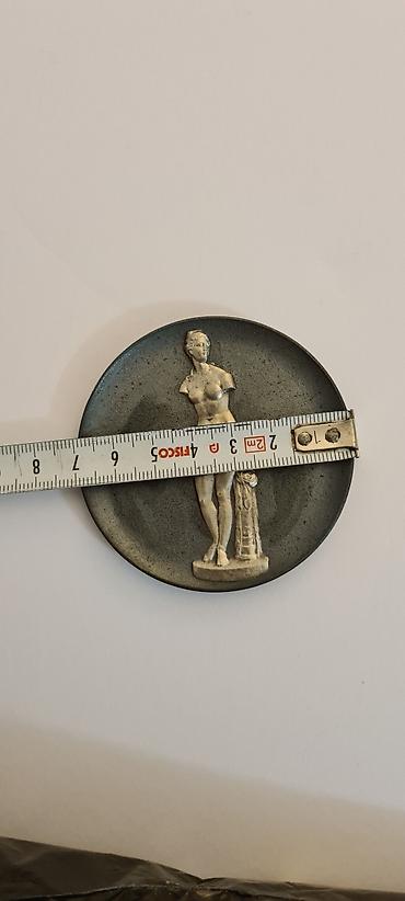 Figure: ★ Prodajem staru statuu (replika naravno)  Miloske Venere, zajedno sa — 13