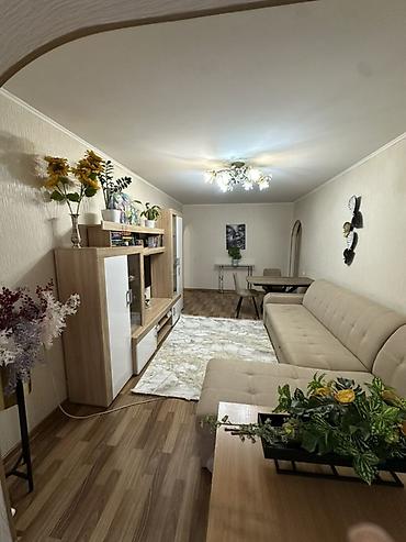 104 с: 3 комнаты, 65 м², 8 мкр 104 серия, 4 этаж, Косметический ремонт — 2