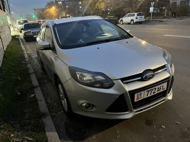 Ford: Ford Focus: 2012 г., 2 л, Робот, Бензин, Универсал