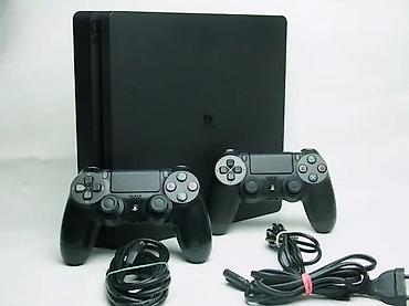 PS4 (Sony Playstation 4): U ponudi Sony Playstation 4. Konzola je SLIM model, odlično očuvana — 11