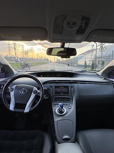 грандер 2023 цена: Toyota Prius: 2011 г., 1.8 л, Вариатор, Гибрид, Лифтбек — 9