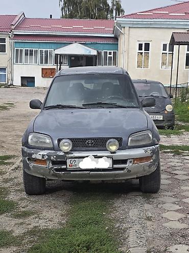 w211 e270: Toyota RAV4: 1998 г., 2 л, Автомат, Бензин, Кроссовер — 1