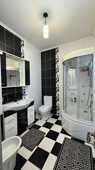 Продажа коттеджей и домов: Продаётся особняк 📍 Район: Суванбердиева 🔹 Площадь дома: 345 м² 🔹 — 12