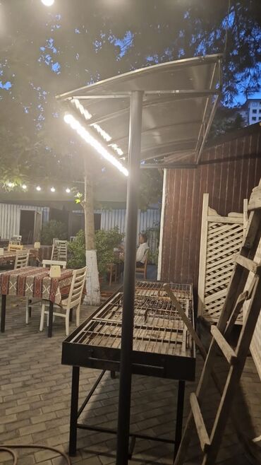 Su, sok, ayran aparatları: Ocaq yemekleri ucun mangal.2,50 uzunu 0,90eni ustundeki işiqli