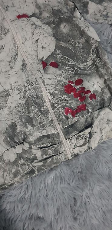 crvene: Ženska dukserica sa rajsferšlusom i visokim okovratnikom. Sivi — 3