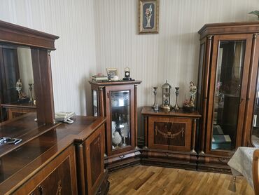 Qonaq otağı dəstləri: İşlənmiş, Komod, Masa və oturacaqlar, TV altlığı, Kredit yoxdur, Türkiyə — 7