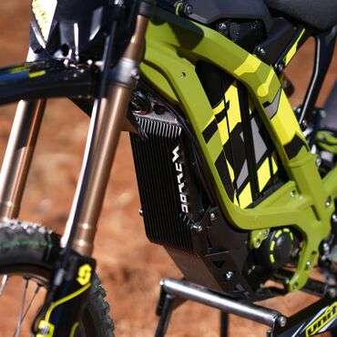 Мотоциклы: Электробайк Surron Light Bee X версия 2025года — заряжен по полной! — 12