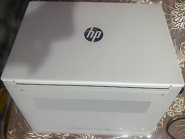 mini notebook: HP noutbuk satılır. Korpus gümüşü rəngdədir, zərif və müasir dizayna — 1