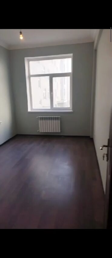 Köhnə tikili: 3 otaqlı mənzil – işıqlı və geniş planlama - Plan: girişdə uzun — 6