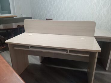 Oğlan və qız üçün, İşlənmiş, Siyirməli, Yazı masası