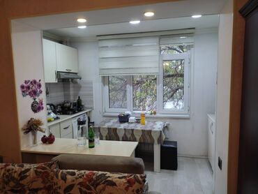 Köhnə tikili: Bakı, 4 otaqlı, Köhnə tikili, m. Qara Qarayev, 80 kv. m — 6