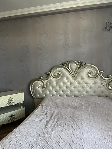 gul: Klassik üslubda tam yataq otağı mebel dəsti - Rəng: krem/ivory və — 2