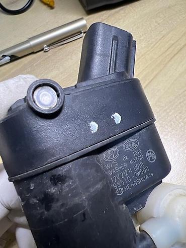 rr: Насос омывателя лобового и заднего стекла (W/S & RR Washer Motor) — 3