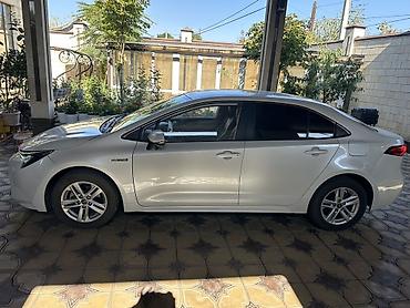 mazda demi: Toyota Levin: 2021 г., 1.8 л, Автомат, Гибрид, Седан — 5