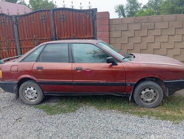 машина жып: Audi 80: 1990 г., 1.8 л, Механика, Бензин, Седан