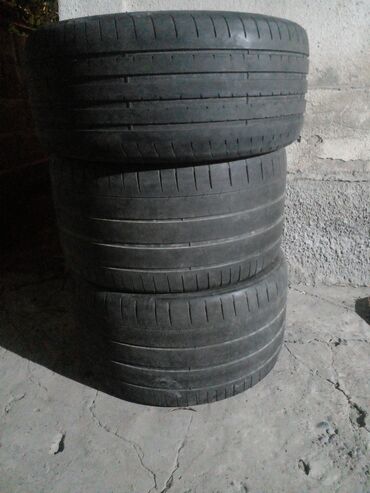 где можно купить шины дешевле: Продаю б/у автошину. Размер: 255/40 R19 Состояние хорошее, без