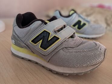 детские сапоги новые: Продаю детские new balance 574 в хорошем состоянии оригинал размер