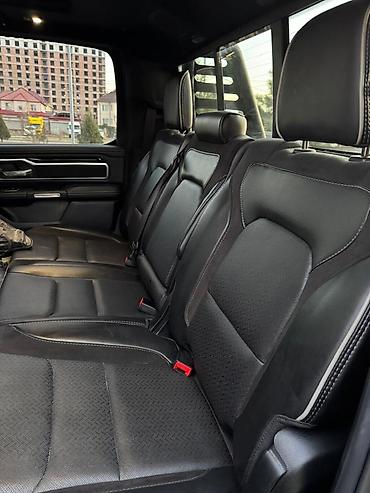 ram внедорожник: Dodge Ram 1500: 2019 г., 5.7 л, Автомат, Бензин, Пикап — 10