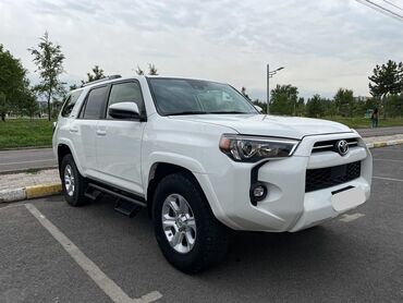 меняю на 4runner: Toyota 4Runner: 2021 г., 4 л, Автомат, Бензин, Жол тандабас