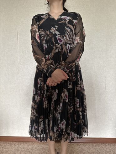 шифоновое платья: Вечернее платье, Длинная модель, Шифон, С рукавами, L (EU 40)