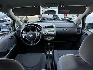 ж класс: Honda Jazz: 2008 г., Автомат, Бензин — 4
