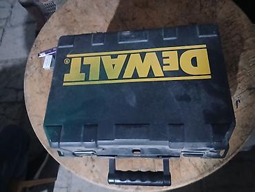 120 fbs: DEWALT DW680 elektrik rəndə - Model: DW680 (Type 4) - Güc: 7.0 A - — 5