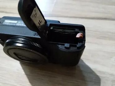 Fotoaparati: Nema bateriju . Neispitan — 11