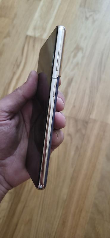 iphone 6s plus 64: Samsung Galaxy S21, 128 GB, rəng - Bənövşəyi, Simsiz şarj — 3