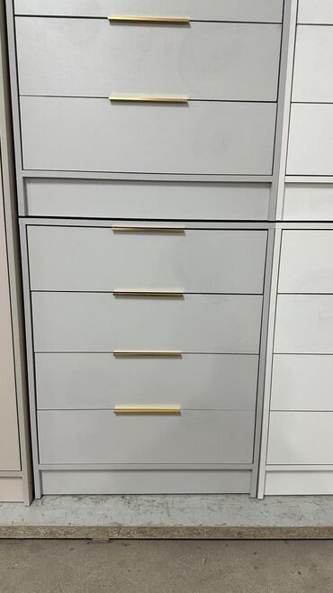 Комоды для одежды: Комоды для одежды at lalafo.kg — 5 Комоды для одежды: Комоды для одежды — 5