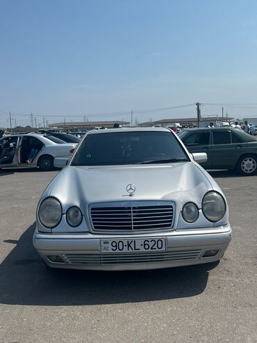 mercedes dört göz: Mercedes-Benz 200: 2 l | 1998 il Sedan