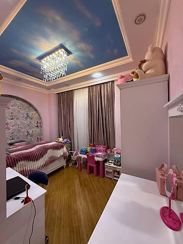 8 noyabr: İcarəyə verilir 5 otaqlı yeni tikili 180 m², 8 Noyabr m. Kateqoriya — 10
