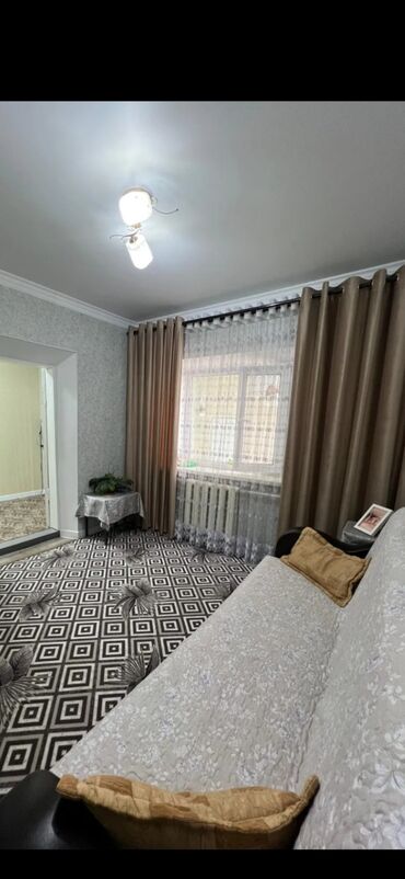 дом бишкек лебединовка: 75 м², 3 комнаты, Парковка, Сарай, Забор, огорожен
