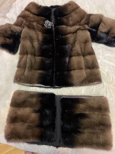 Kürklər: Təp təzə şuba satılır. Maksimum 3 dəfə toya geymişəm. Heç bir -da lalafo.az — 14 Kürklər: Təp təzə şuba satılır. Maksimum 3 dəfə toya geymişəm. Heç bir — 14