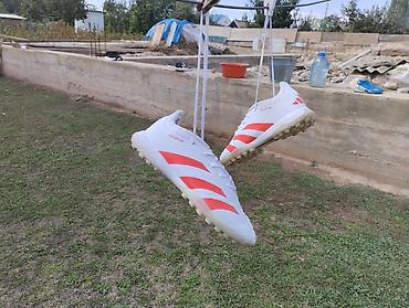 стеный часы: Продам футбольные бутсы Adidas Predator. Белые с красными элементами — 5