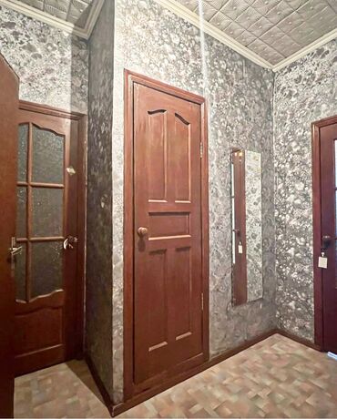 Продажа квартир: 1 комната, 39 м², 106 серия, 8 этаж, Старый ремонт at lalafo.kg — 12 Продажа квартир: 1 комната, 39 м², 106 серия, 8 этаж, Старый ремонт — 12