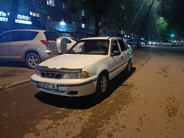 Daewoo: Daewoo Nexia: 1994 г., 1.5 л, Механика, Бензин, Седан