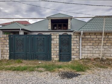 şəkidə satılan evlər 2023: 3 otaqlı, 250 kv. m, Kredit yoxdur, Orta təmir