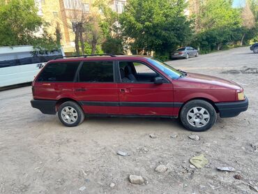авто гаджеты: Volkswagen Passat: 1991 г., 2 л, Механика, Бензин, Универсал
