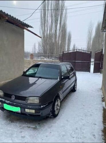 Volkswagen: Volkswagen Golf: 1994 г., 1.8 л, Механика, Газ, Хэтчбэк