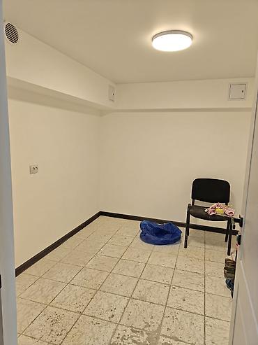 сдаётся помещение: Сдаётся помещение в аренду, 85 м2, цоколь, хорошая локация, с — 4