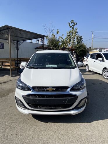 малибу 2016: Chevrolet Spark: 2020 г., 1 л, Автомат, Бензин, Хэтчбэк