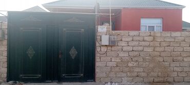 Mənzillər: Binə 3 otaqlı, 100 kv. m, Kredit yoxdur, Orta təmir