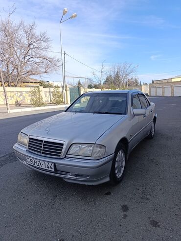 Mercedes-Benz: Mercedes-Benz C-Class: 2 l | 1999 il Sedan — 2